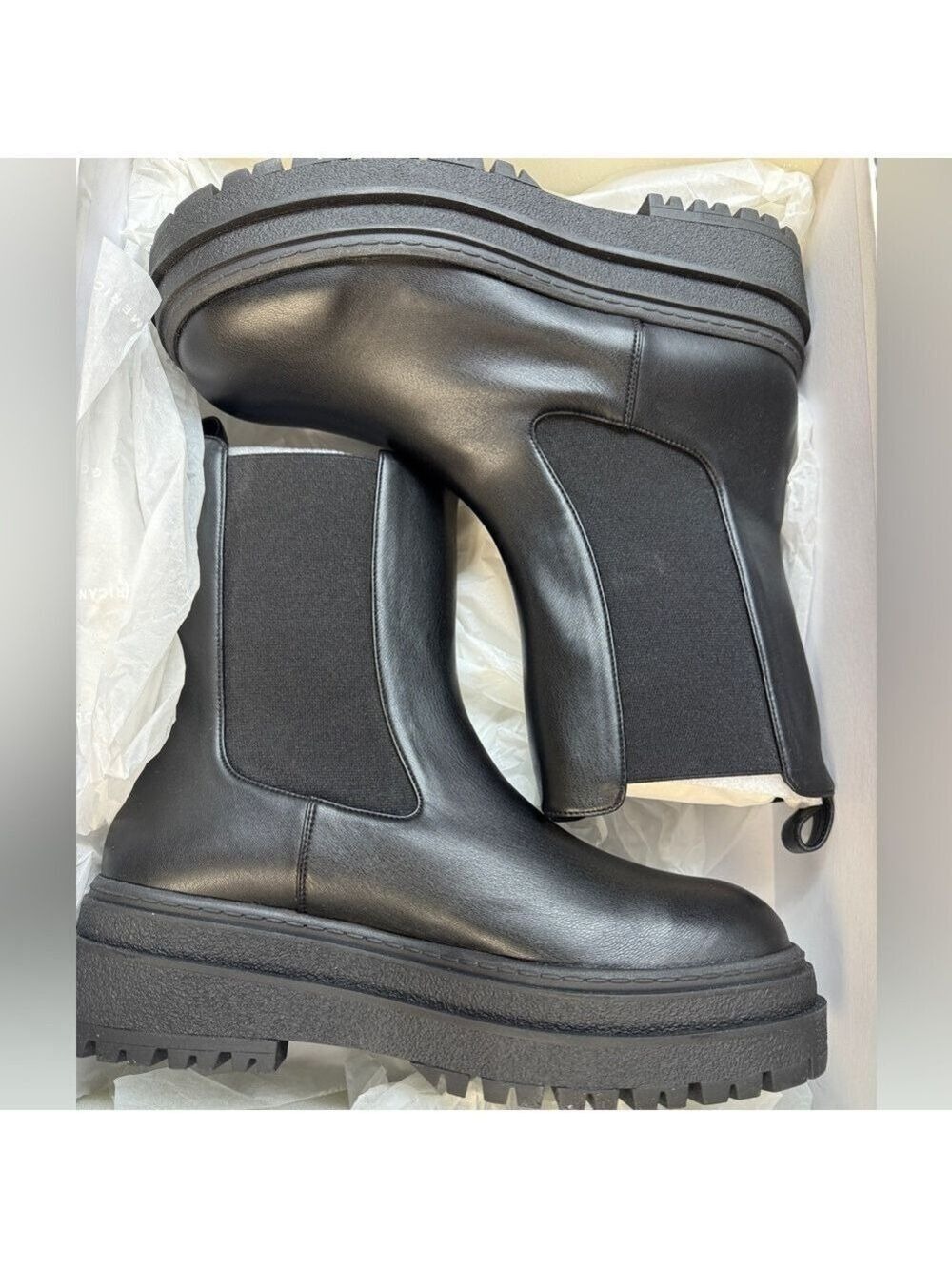 Good American Leather Chelsea Pull On Boot Black Women's NIB GA036V-X Size 9.5 - Picture 5 of 9